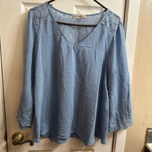 Beautiful blouse excellent condition